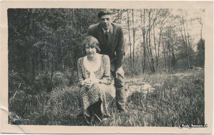 ca. 1940 - 000037
