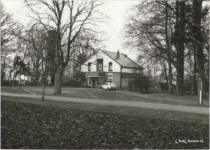 1975 - FE0031-1