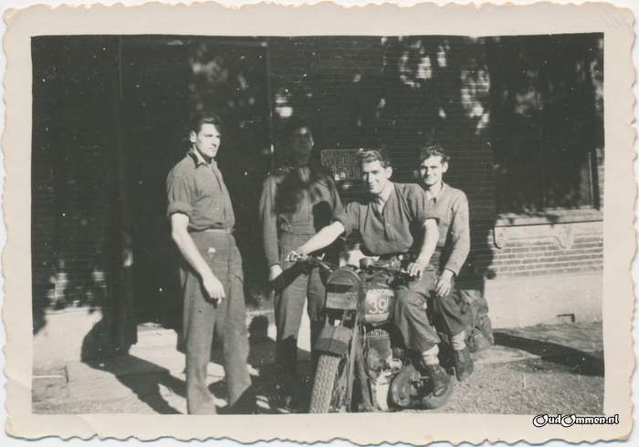 1945 - GW0002