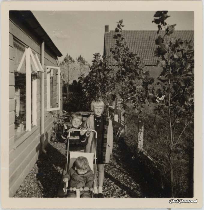 ca. 1968 - IN0108