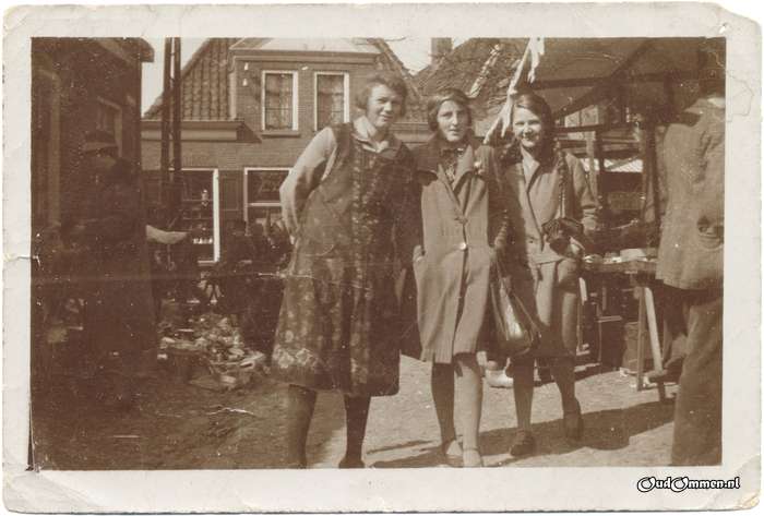 ca. 1931 - IS0025