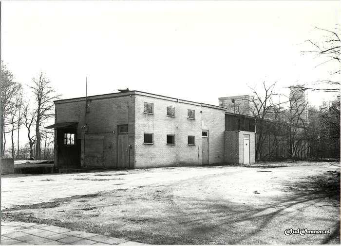 1976 - KH0032-1