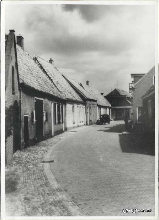 1951 - KO0008-1