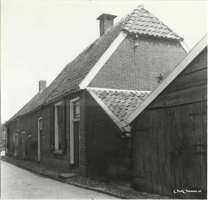 1951 - KO0008-2