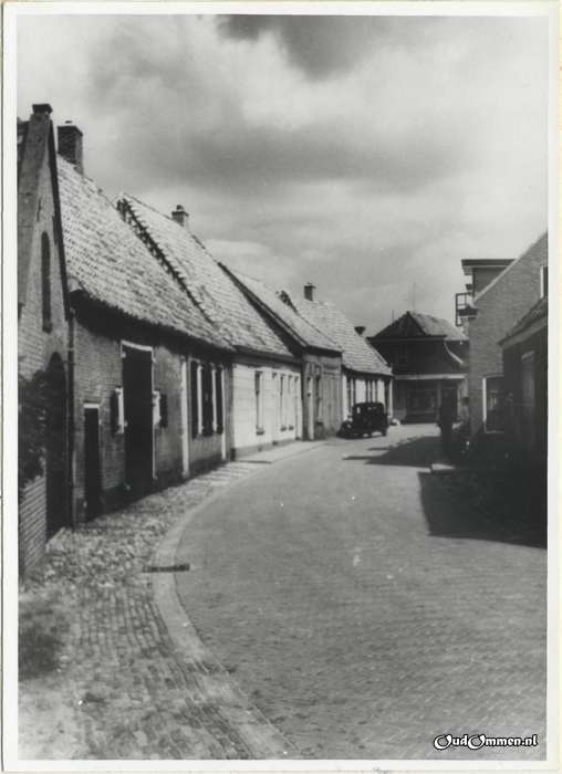 1951 - KO0010-1