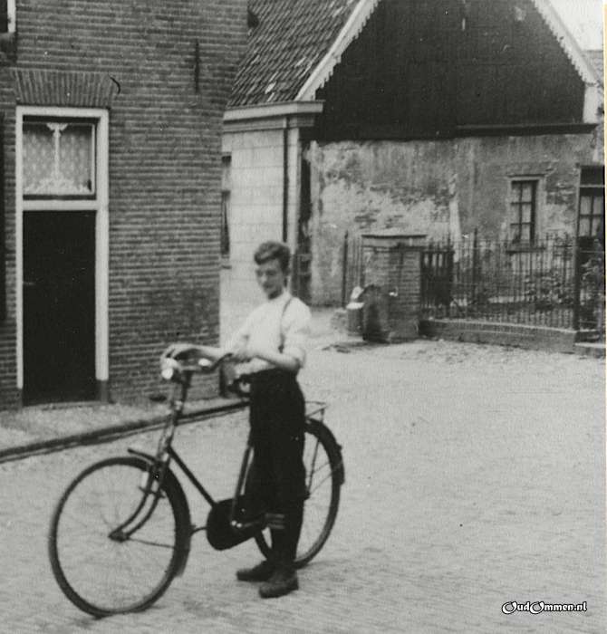 ca. 1935 - KR0006-1d