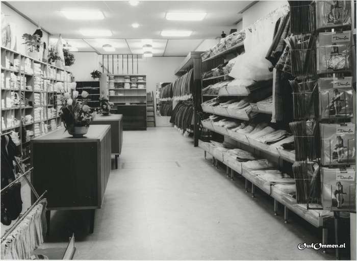 ca. 1955 - QC0456