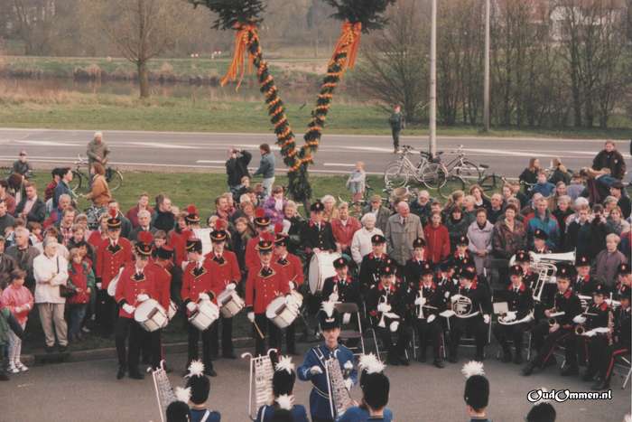 1995 - QF0174