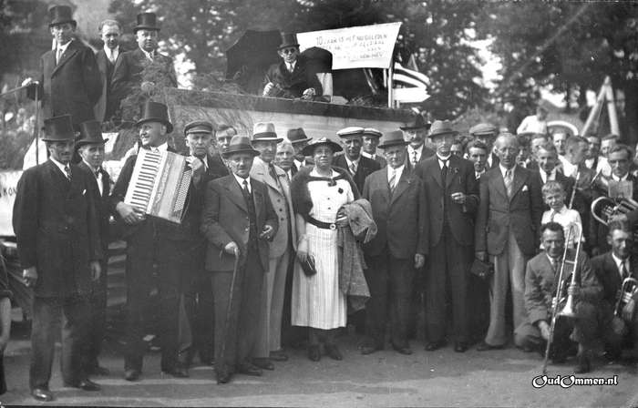 ca. 1935 - QF0214