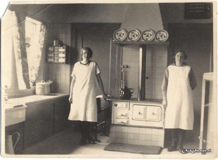 ca. 1930 - QM0007