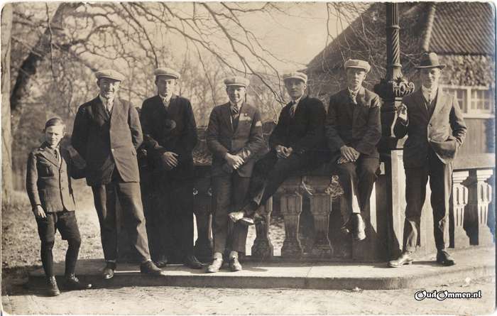 ca. 1930 - QM0008