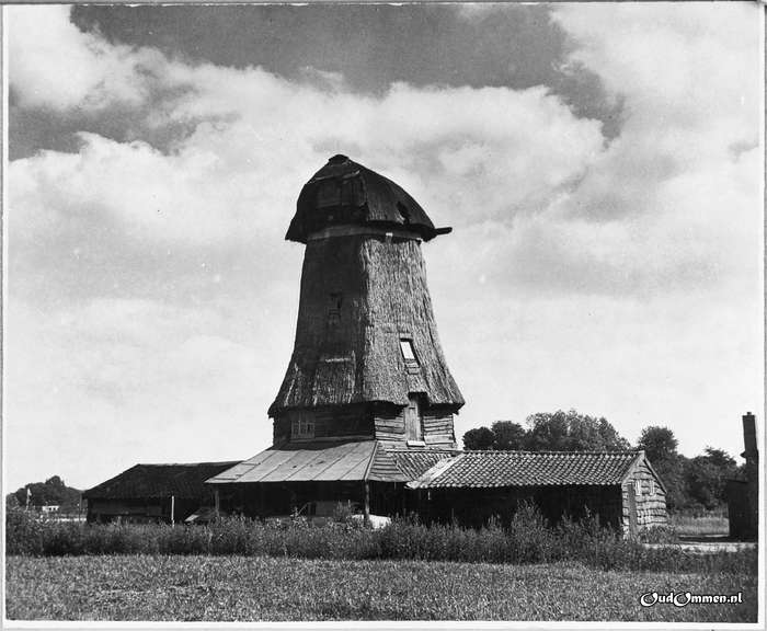 ca. 1956 - RCE_260282