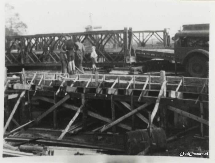 1945 - Z0011-2