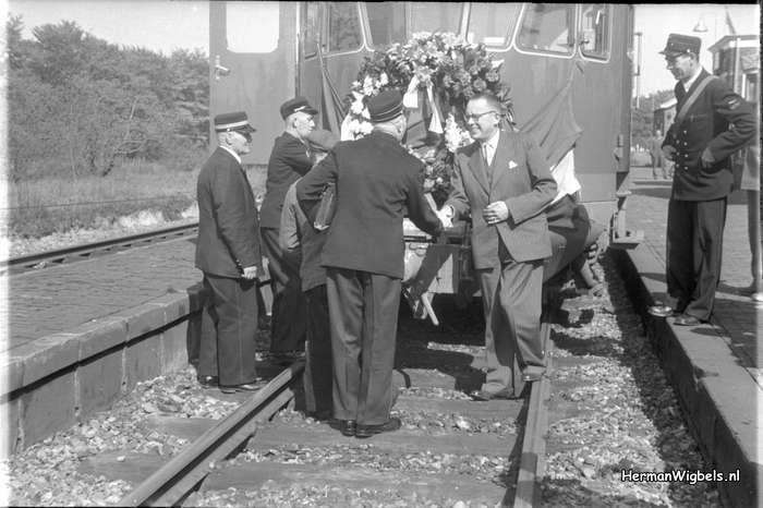 ca. 1954 - haw_71360